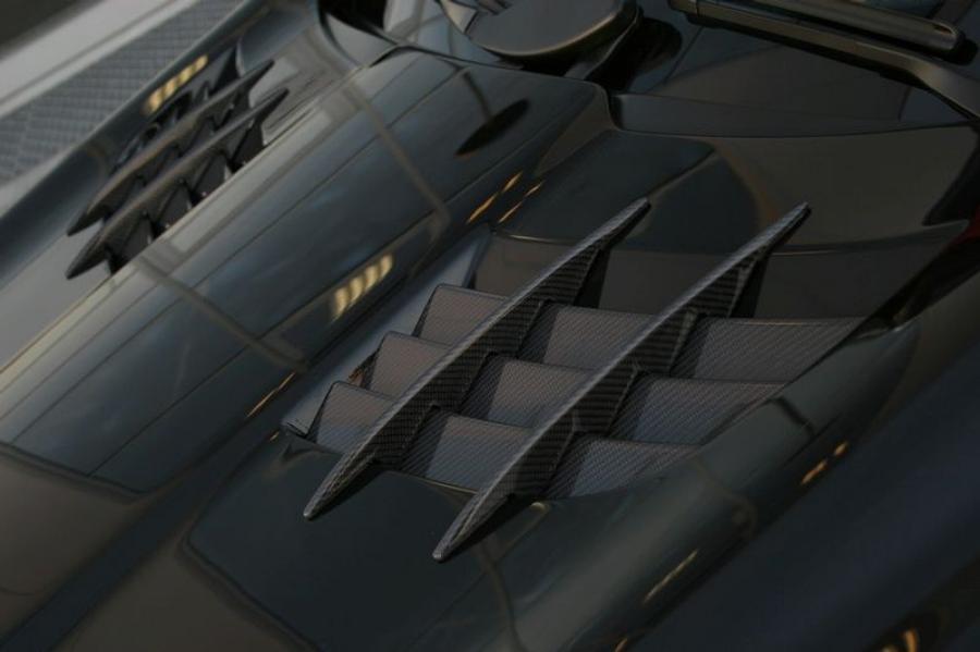 Детали экстерьера Mercedes-Benz SLR McLaren Roadster by Brabus (R199) 2008 года  (фото 22 из 61)